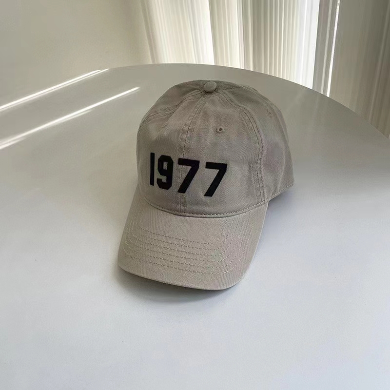 Fog 1977 ESSENTIALS หมวกเบสบอลแฟชั่น สไตล์ฮิปฮอป ยุโรปและอเมริกา สําหรับผู้ชาย และผู้หญิง