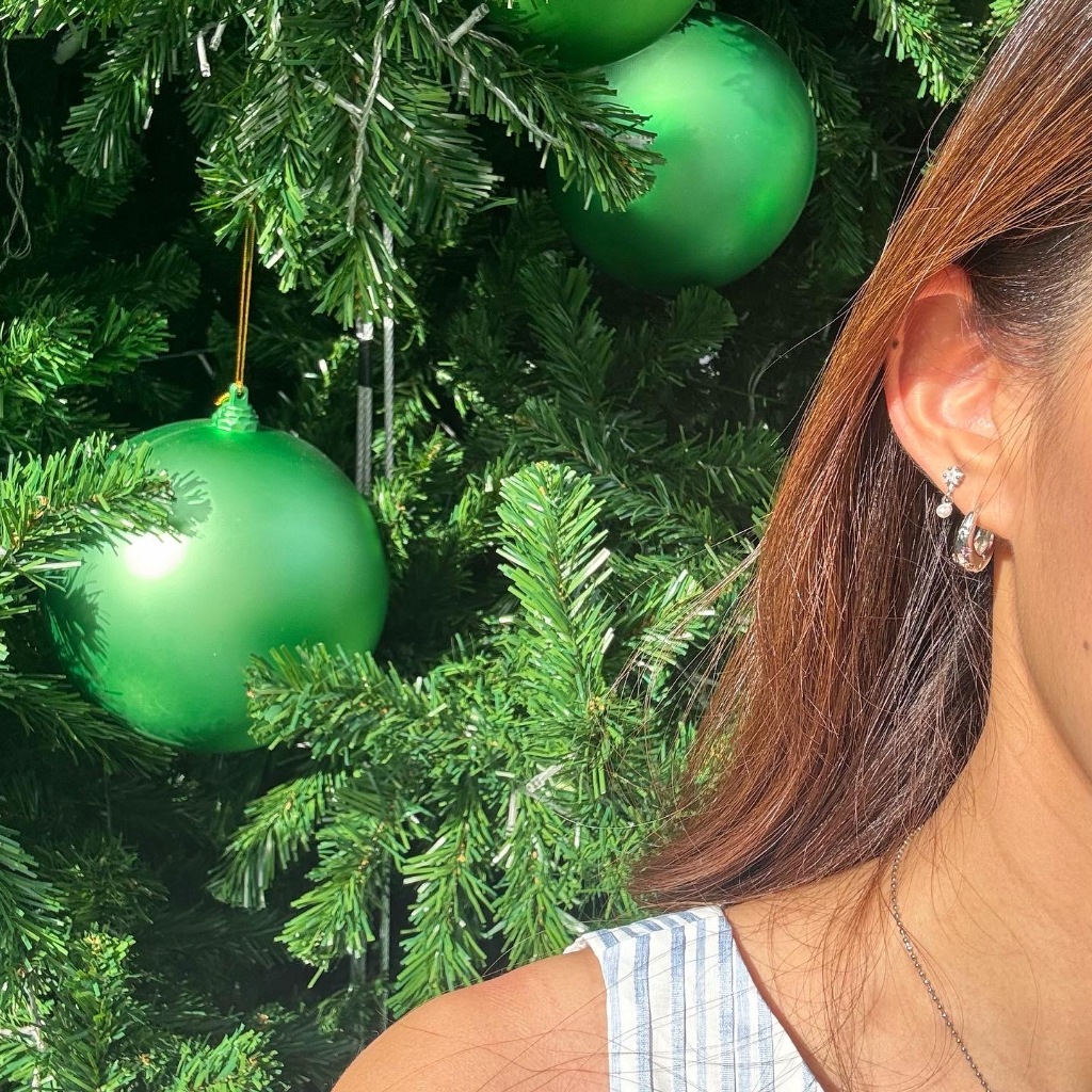 Judy Star Drop Stud Earring ต่างหูสตั๊ดดวงดาวห้อยไข่มุก