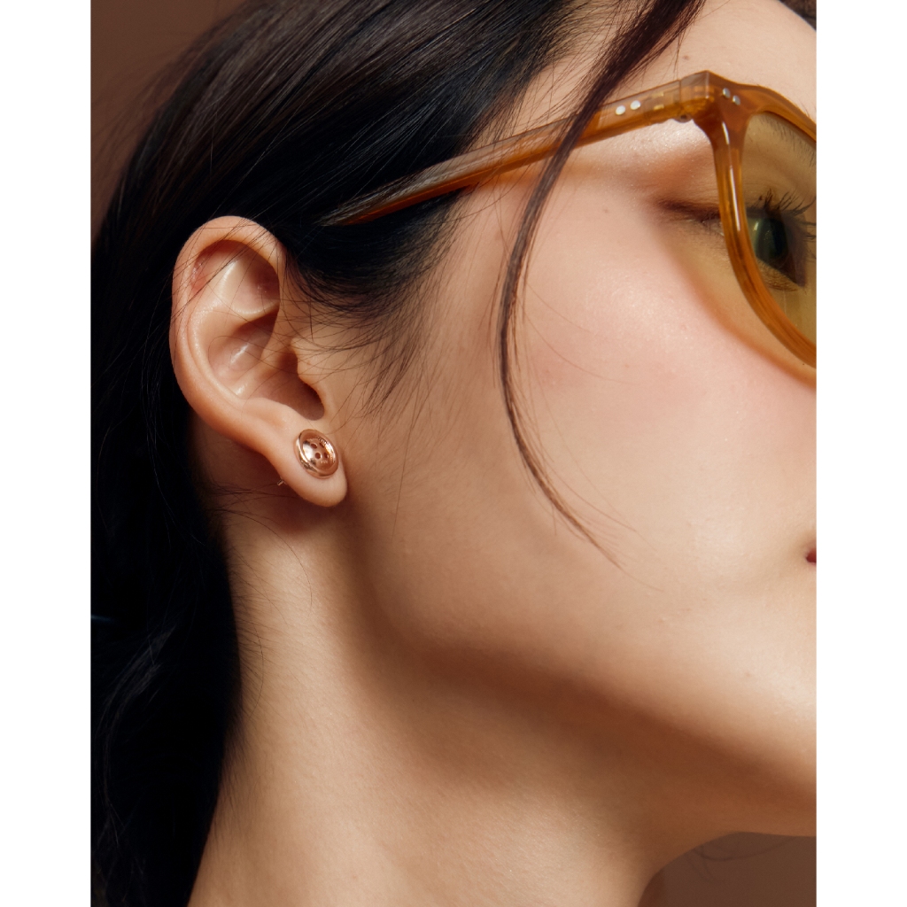 Julys x tgda - button and handy earrings