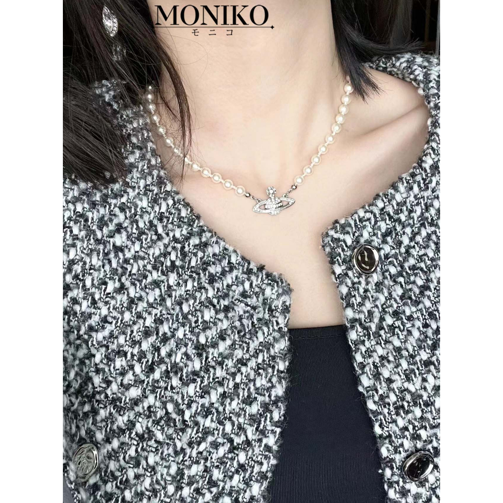 MONIKO สร้อยคอ ประดับลูกปัด ลายดาวเสาร์ สีดํา แฟชั่นสําหรับชาย และหญิง