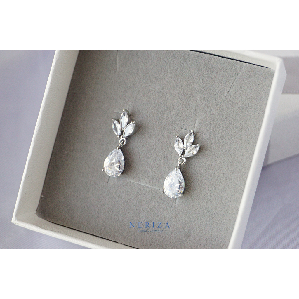 Neriza Jewelry/ต่างหูระย้าเพชรสังเคราะห์ ประกายเทียบเท่าเพชรแท้ NE049