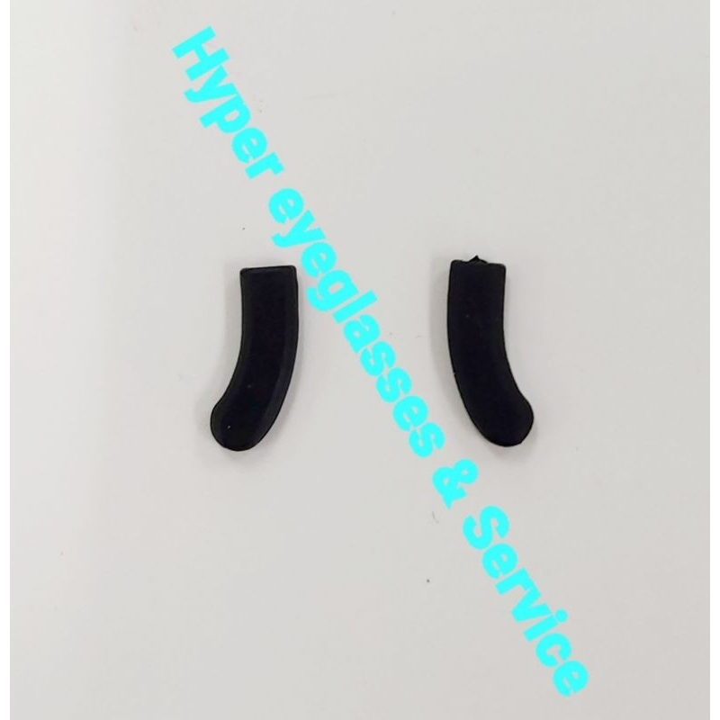 Nosepad แป้นจมูก Ic! berlin แบบเสียบโค้งสีดำ 1คู่