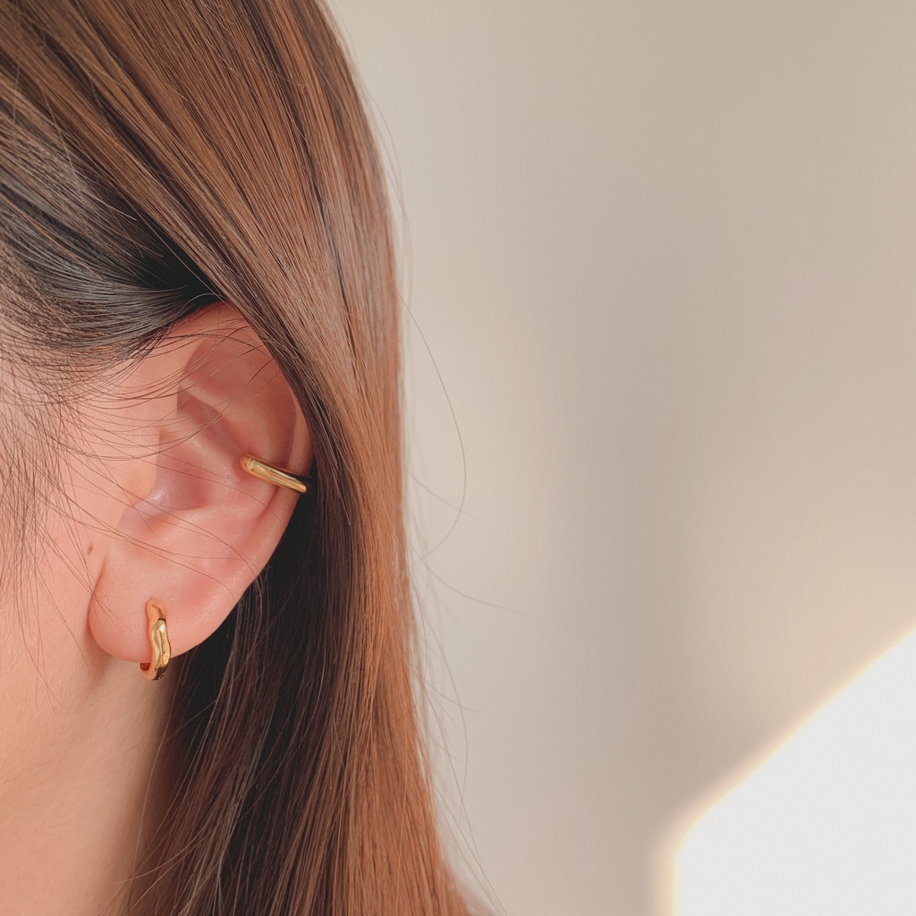 She with Cheewa | silver925 | thickie bar earcuff ต่างหูหนีบเงินแท้ มินิมอล เป็นทรงตรงๆ สุดชิค ปรับขนาดตามใบหูได้เลยค่ะ