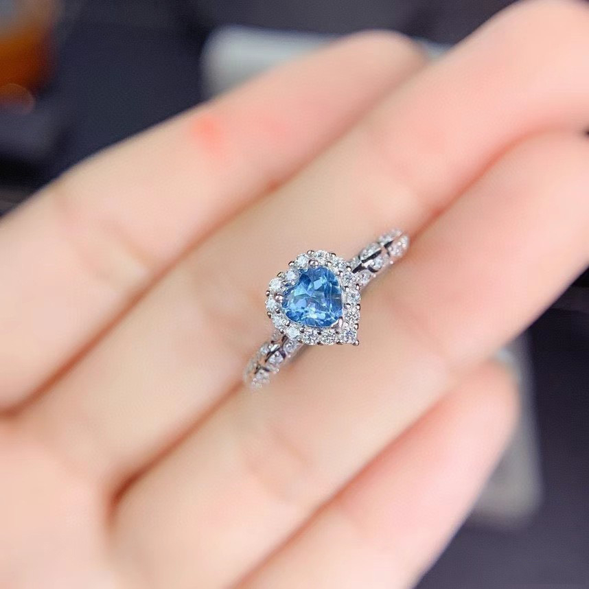 TANITTgemsแหวนทองคำขาวประดับพลอยAquamarineแท้สีฟ้าอ่อนสวยทรงหัวใจ