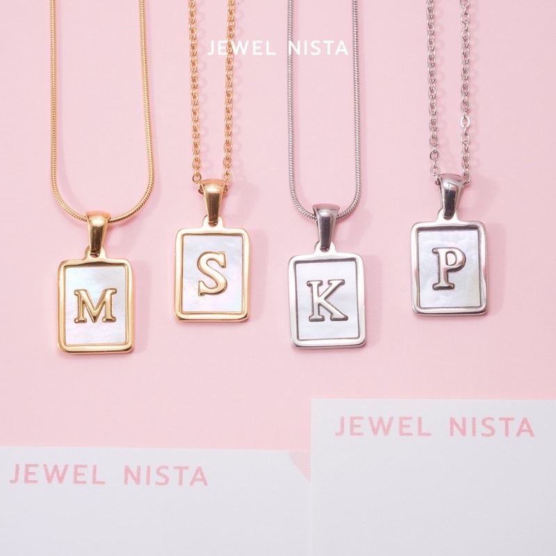 pearly alphabet necklace [gold] สร้อยคอตัวอักษรจี้เหลี่ยม