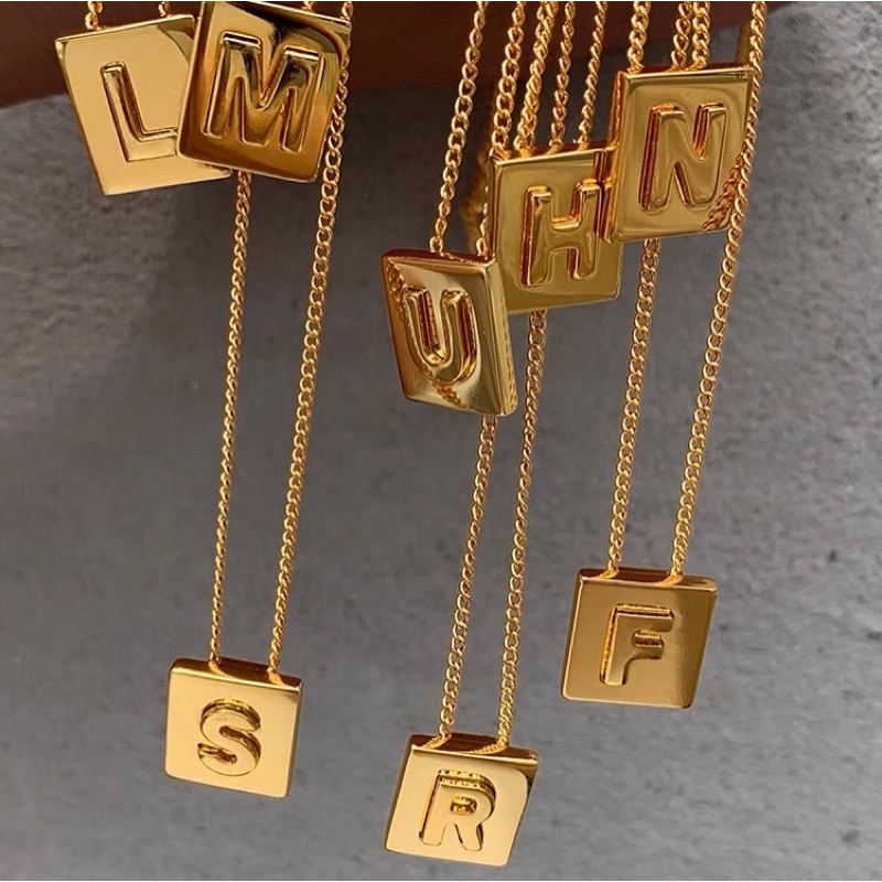 seadada สร้อยคอตัวอักษร ลิซ่า งานชุบทองคำขาว 26 letter Lisa necklace  14k  เครื่องประดับ