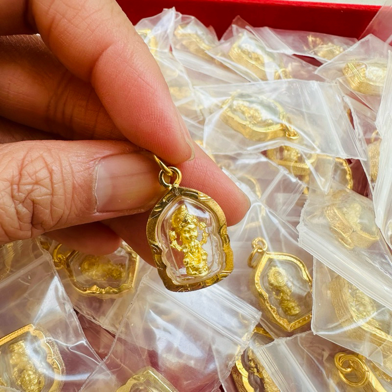 จี้พระแม่ลักษมี งานทองเหลือง ราคาส่ง พร้อมส่ง แถมแผ่นยันต์แม่ลักษมีทุกออเดอร์