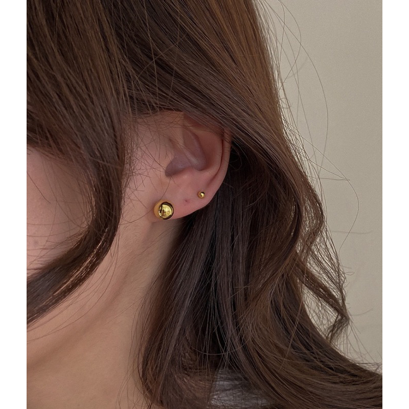 ต่างหูหนีบแป้นพลาสติกใส มุกทอง 8 mm