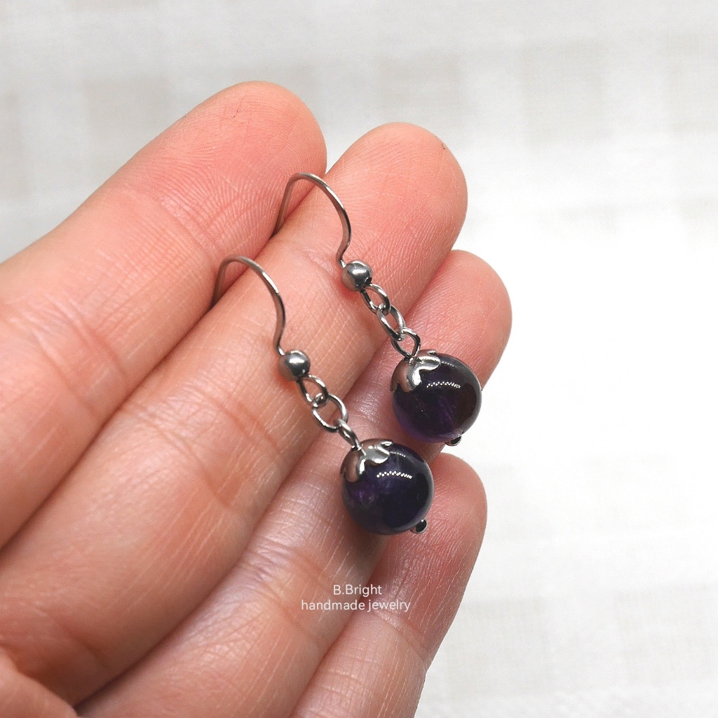 ต่างหูหินอเมทิสต์ (Amethyst) 7.5 - 8 มม. อะไหล่สแตนเลส งานทำมือ 100% พร้อมส่งค่ะ