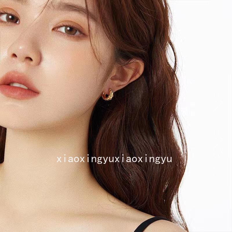 ต่างหูห่วง ทรงกลม ลายสี่เหลี่ยมขนมเปียกปูน สไตล์เกาหลี ฝรั่งเศส มินิมอล