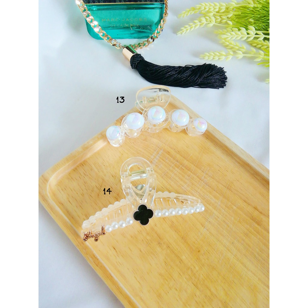 พร้อมส่งจากไทย  กิ๊บมุก กิ๊บติดผมมุห เพชร สไตล์เกาหลี หนีบผมมุก  งานลายแบรนด์