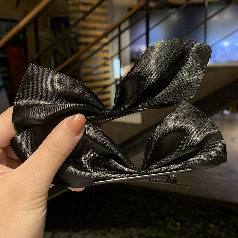 พร้อมส่งร้านไทย  โบว์สีดำ ที่คาดผม 1 คู่ กิ๊บติดผม อุปกรณ์ตกแต่งผม สไตล์เกาหลี H8