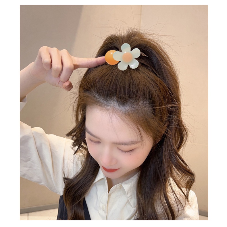 ยางรัดผมแฟชั่น ยางรัดผมแฟชั่นเกาหลี ติดจี้ดอกไม้ หมีน้อย แฟชั่นมีหลายสี