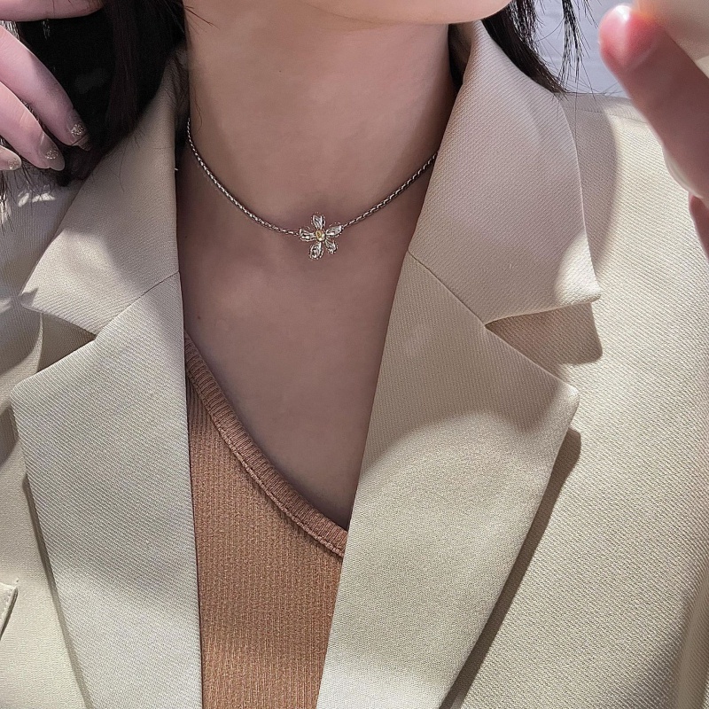 สร้อยคอ ต่างหู จี้ดอกไม้ สีเงิน แฟชั่นฤดูร้อน สําหรับผู้หญิง