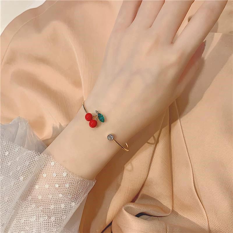 สร้อยมือมินิ สร้อยมือแฟชั่นผู้หญิง สร้อยมือสีเงิน สไตล์เกาหลี