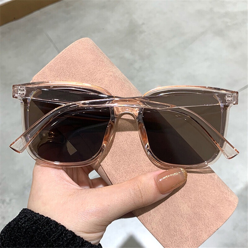 แว่นตากันแดด UV400 ทรงสี่เหลี่ยม ขนาดใหญ่ สีดํา สไตล์คลาสสิก เรโทร สําหรับผู้หญิง และผู้ชาย