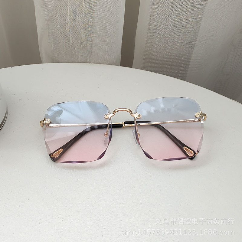 【JIUERBA】COD พร้อมสต็อก แว่นกันแดดทรงเหลี่ยมไร้กรอบสไตล์เกาหลีสำหรับผู้หญิง Korean Ulzzang Stylish Shades for women