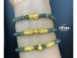 ข้อมือหยกพม่าแท้ สีเข้ม ขนาด 4-5 มิล แต่งปี่เซียะทองแท้