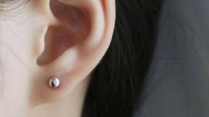 ต่างหูเงิน หมุดเงิน silver 925 (ราคา 1 คู่) ต่างหูเงิน หมุดเงิน silver 925 (ราคา 1 คู่)