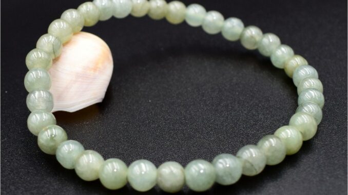 JADE หยกพม่าแท้ โทนสีธรรมชาติ ขนาด 5 มม. by siamonlineshop