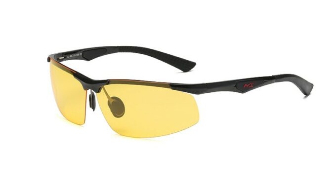 Kateluo 3009 แว่นตากันแดดเลนส์ Polarized มองเห็นที่มืดสําหรับผู้ชายเหมาะกับการขับขี่