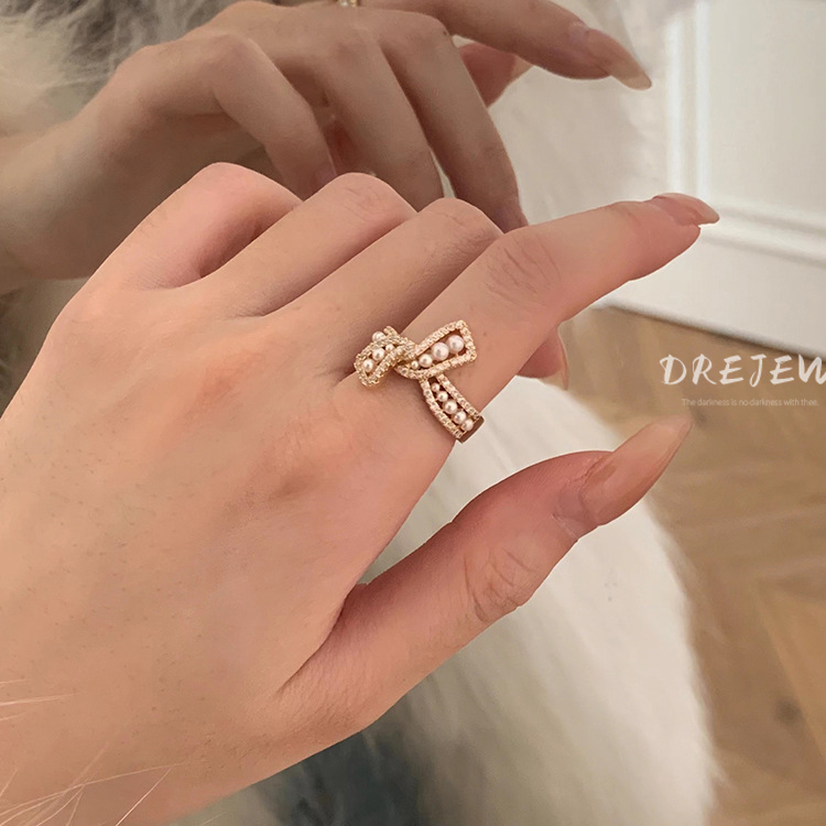 DREJEW แหวนชุบไฟฟ้า ประดับมุก เพทาย เครื่องประดับแฟชั่น เข้ากับทุกการแต่งกาย