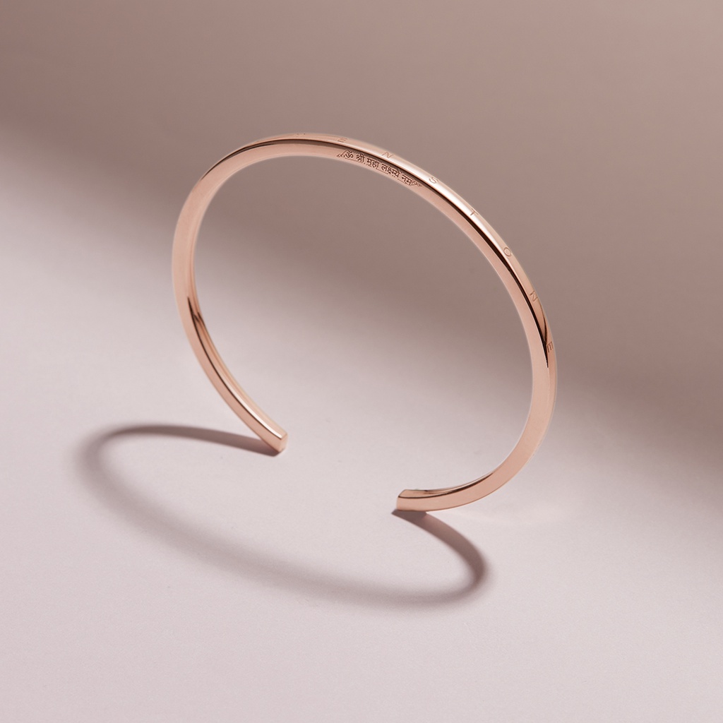 Harmenstone - กำไลข้อมือพระแม่ลักษมี สลักยันต์ - The Lakshmi Cuff I Pink Gold
