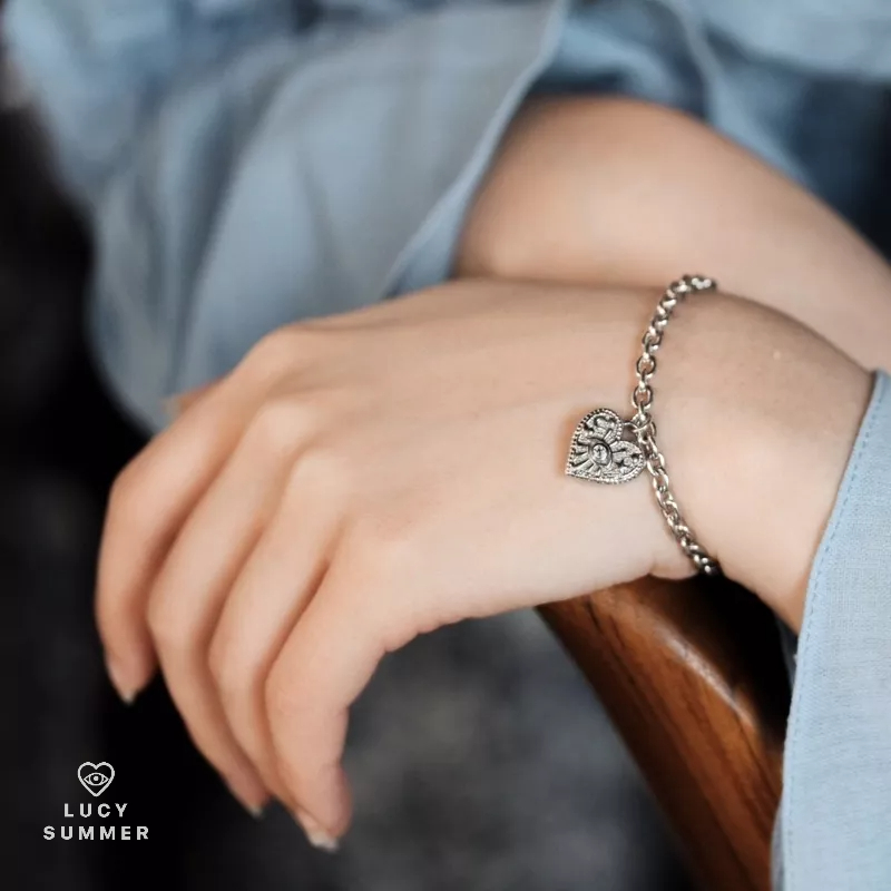 LUCY SUMMER LUNA LOVE Bracelet (สร้อยข้อมือเงินแท้ พร้อมจี้หัวใจรุ่น ลูน่า เลิฟ) Silver 925