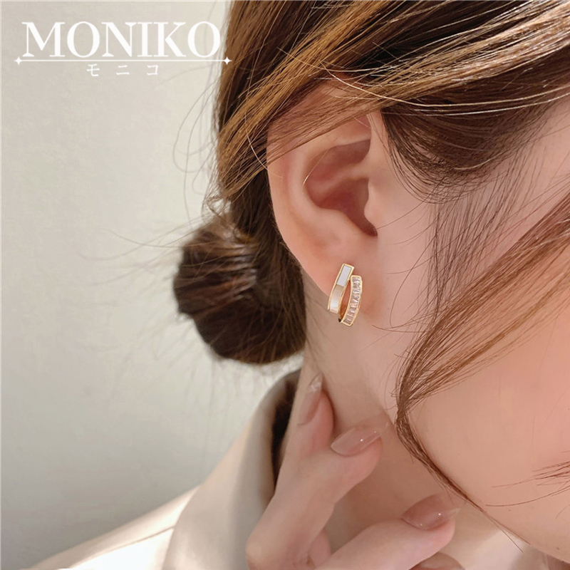 MONIKO ต่างหูเปลือกหอยต่างหูแบบสองชั้นสําหรับผู้หญิง แฟชั่นสาวหวาน เครื่องประดับหู