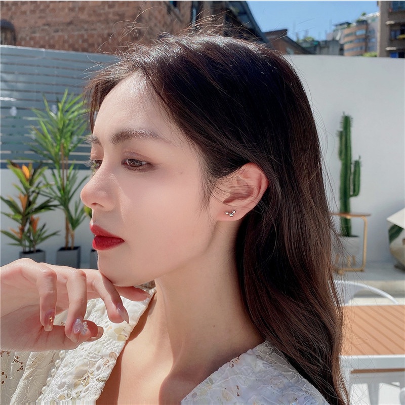 Roselife ต่างหูลูกปัดมิกกี้น่ารักสีดําสําหรับผู้หญิง 1 คู่