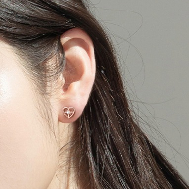 earika.earrings - sparkle heart piercing จิวหูกลมรูปหัวใจ มี 2 สี (ราคาต่อชิ้น) เหมาะสำหรับคนแพ้ง่าย