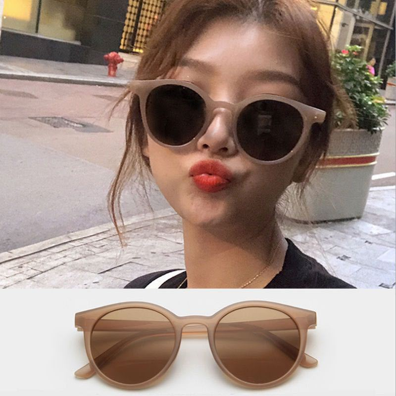 [จัดส่งที่รวดเร็ว]แว่นกันแดด แว่นกันแดด สีแคนดี้ กรอบกลม ใหม่ ย้อนยุค เกาหลี Unisex