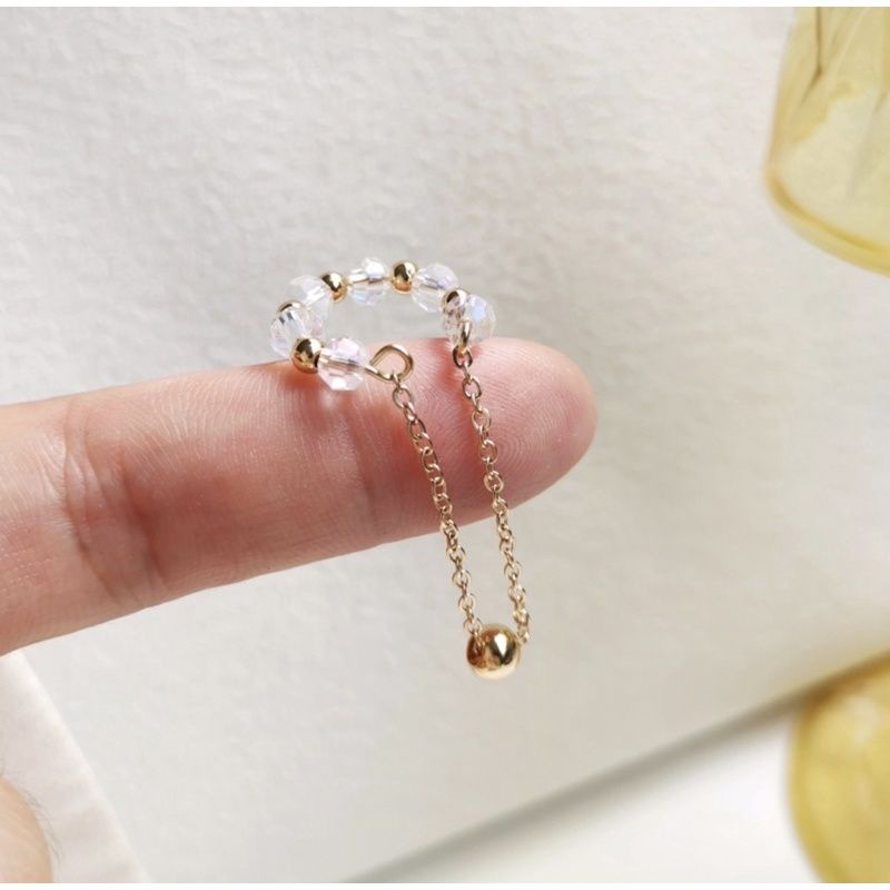 ต่างหูหนีบลูกปัดคริสตัลห้อยโซ่ • Crystal Beads Chain Ear Cuff