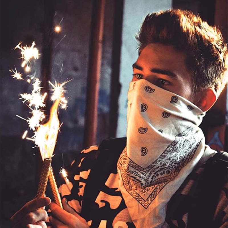 ผ้าเช็ดหน้าวินเทจ ผ้าโผกหัว ผ้าพันคอ Cotton ลายลูกน้ำ paisley ใช้โพกหัวผูกผมชิคๆ