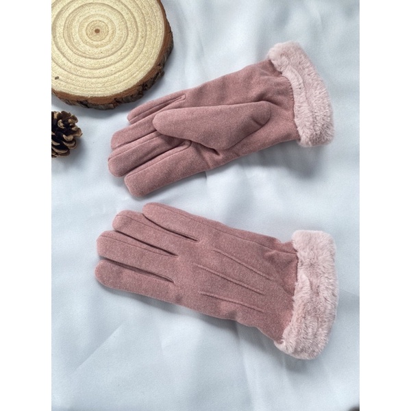 พร้อมส่ง (รุ่น 2) ถุงมือกันหนาว บุขนนุ่ม (ทัสกรีนได้)