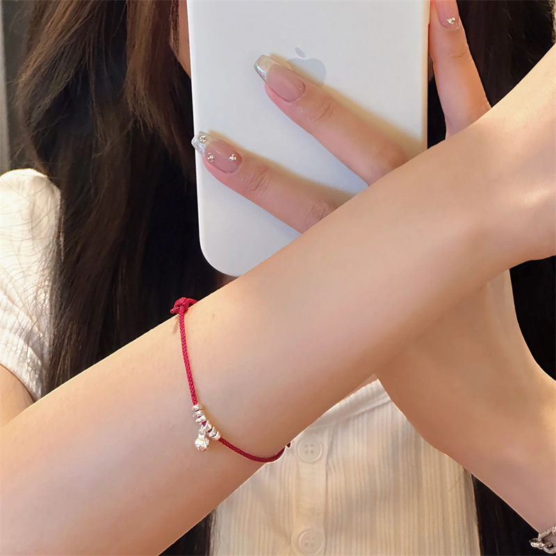 สร้อยข้อมือ เชือกกระดิ่ง สีแดง เครื่องประดับแฟชั่น สําหรับผู้หญิง
