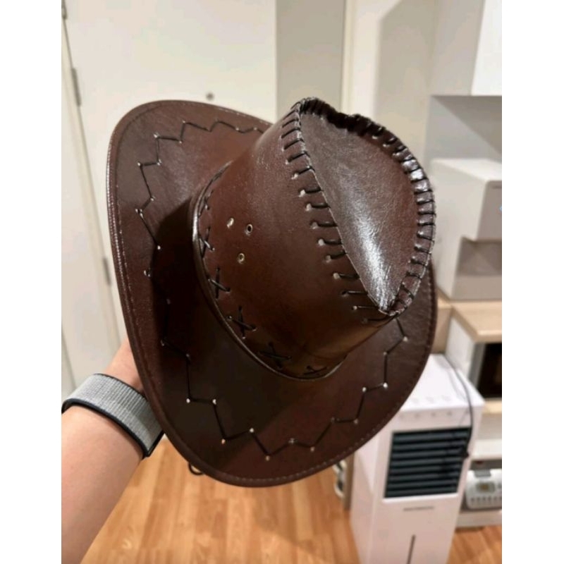 หมวกคาวบอย cowboy แถมผ้าพันคอพร้อมส่งทั่วประเทศ