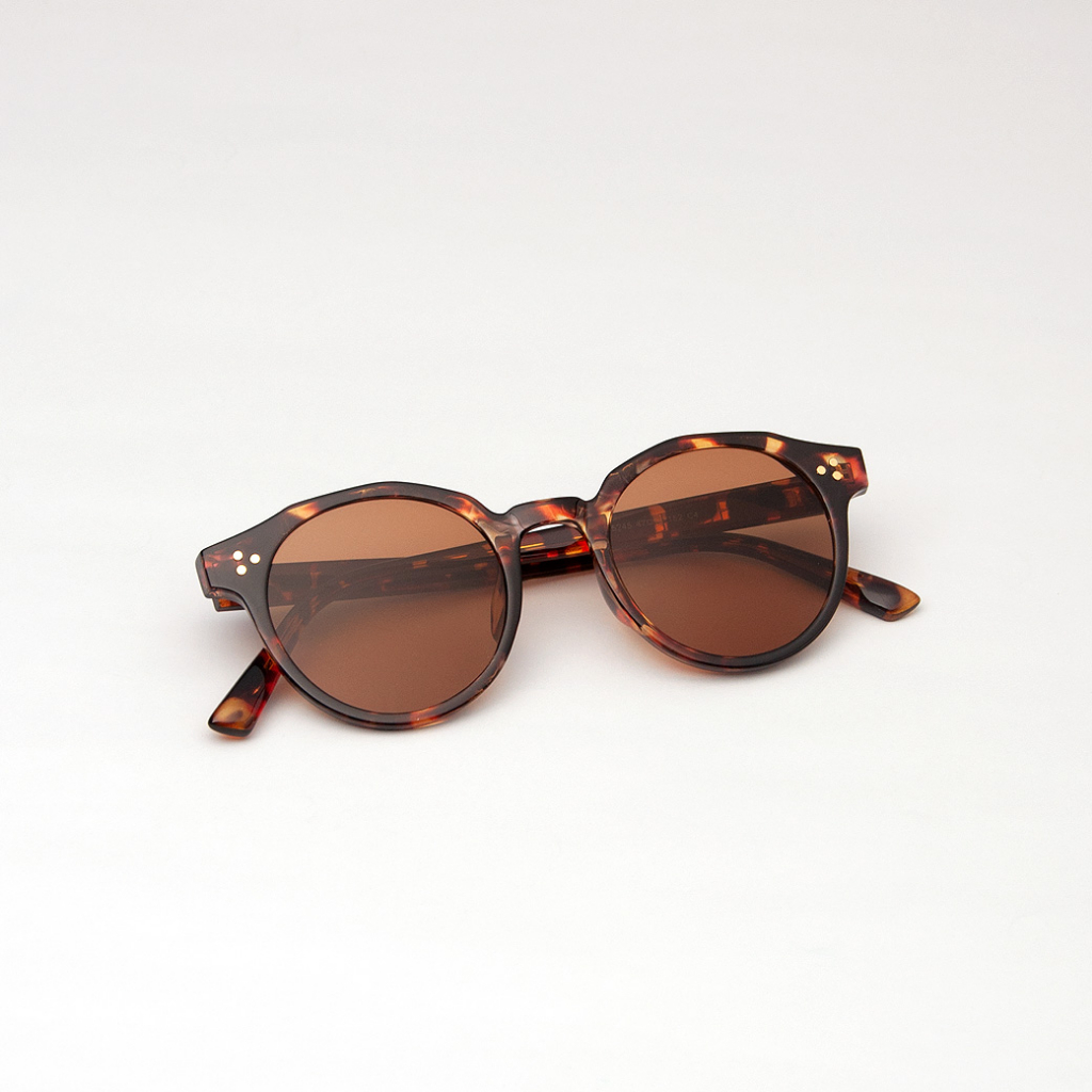 แว่นกันแดด Model : Scotch (5245) Size.47 mm.