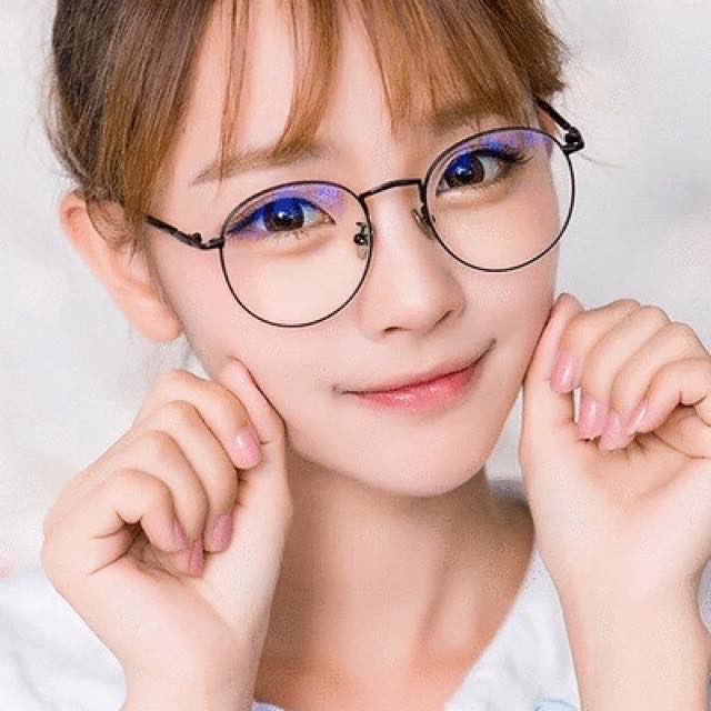 แว่นสายตาสั้น -50ถึง-400 กรองแสงสีฟ้าในตัว ( BLUE Block ) (แถมซองหนังใส่แว่นและผ้าเช็ดเลนส์)