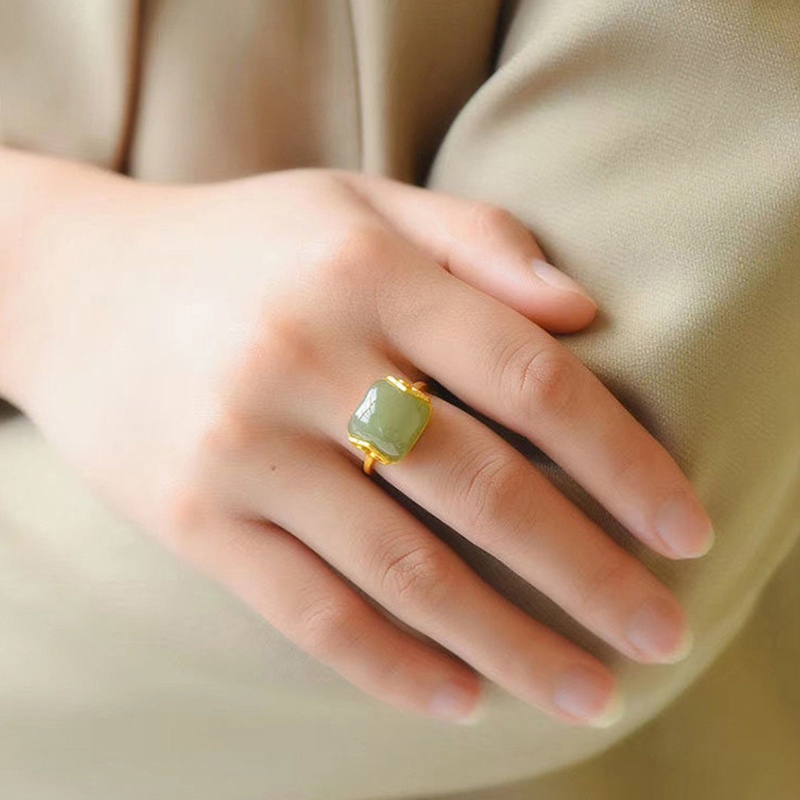 แหวนหยกธรรมชาติ สีทอง ไม่จางหาย ปรับได้ ไม่ทําให้เกิดอาการแพ้ เครื่องประดับ