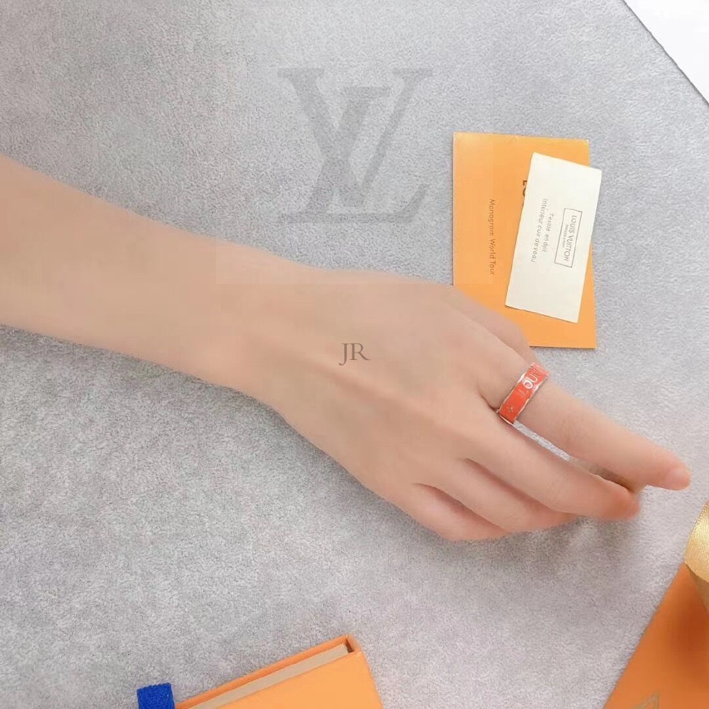 ใหม่ พร้อมส่ง แหวนสี LV 2022
