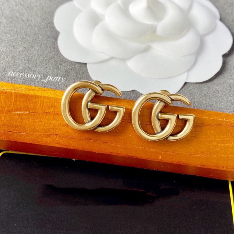 ✨ต่างหูGc รุ่นG03 คลาสสิก สีแอนทีคสวยหรู งานสวยใส่ง่ายค่ะ ♥️ ใส่สวยดูแพงค่ะ