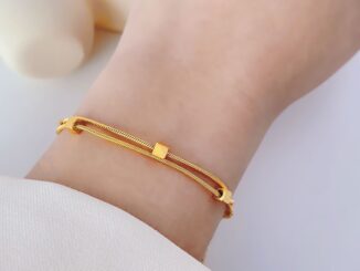 เครื่องประดับ พร้อมส่ง สร้อยข้อมืองานโซ่เล็กหนา สร้อยสองเลเยอร์สองเส้น
