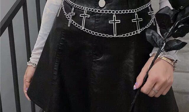 Sale เข็มขัดโซ่แต่งอะไหล่ไม้กางเขน Cross Chain Belt Gothic พร้อมส่ง