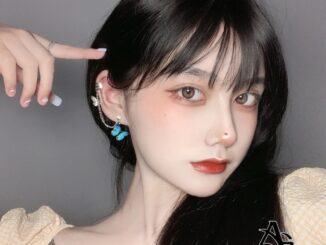 ต่างหูแบบหนีบ จี้รูปผีเสื้อ สามมิติ ประดับพู่โซ่ 1 ชิ้น