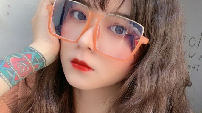 【0°-500° Short-sighted】แฟชั่น INS ผู้หญิงขนาดใหญ่สแควร์แว่นสายตาสั้นแว่นตาสำหรับคนหนุ่มสาว