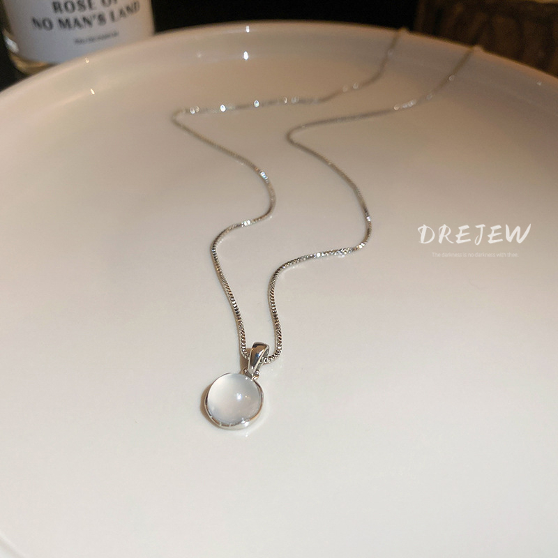 DREJEW สร้อยคอโซ่ จี้ทรงกลม เรขาคณิต เรียบง่าย ความรู้สึกสูง เครื่องประดับแฟชั่น