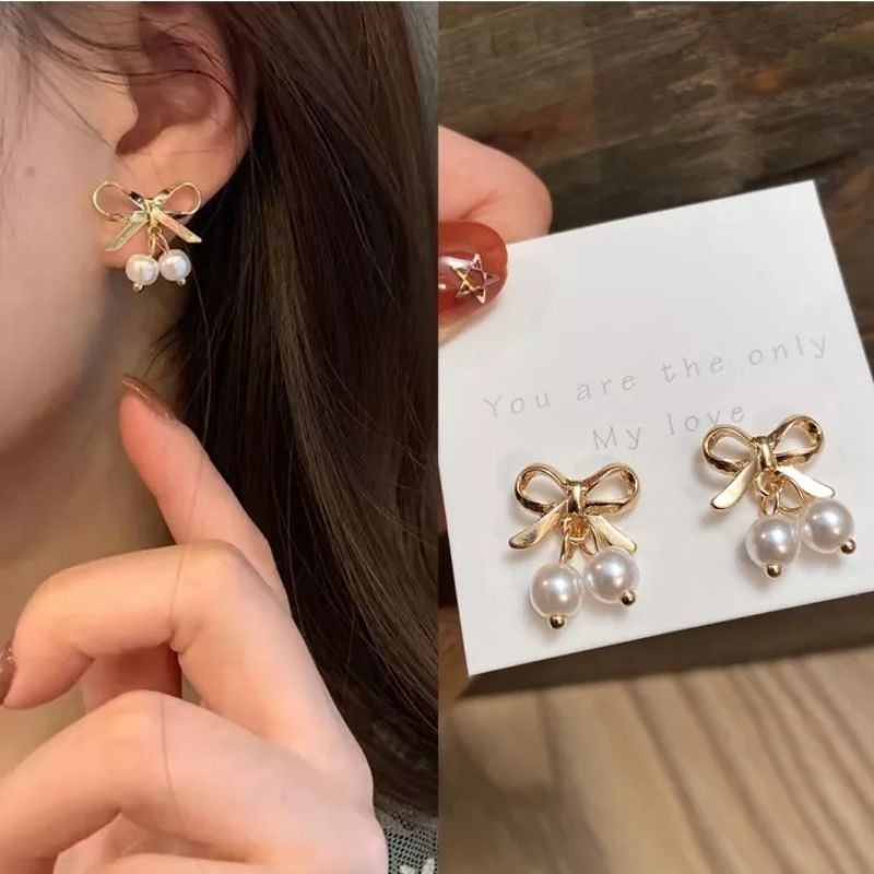 EAR11 ต่างหูสไตล์เกาหลี ต่างหูแฟชั่นเกาหลี พร้อมส่งในไทย