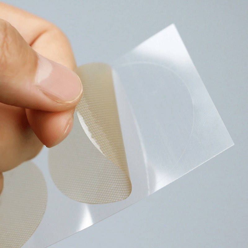Men Disposable Thin Waterproof Invisible Nipple Adhesive Stickers / Comfortable Breathable Sweat-proof Chest Patch / Marathon Anti-friction Non-woven Fabric Nipple Cover / Men Areola Patch Breast Patch