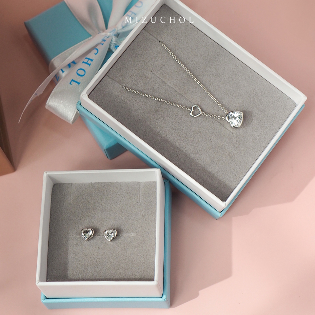 Mizuchol- ต่างหูเงินแท้ประดับพลอยแท้ White Topaz -Mini Heart Earrings
